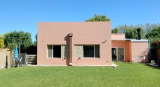 VENDO CASA EN BARRIO LAGO MASCARDI