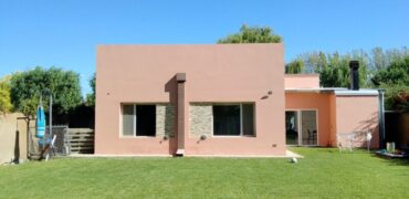VENDO CASA EN BARRIO LAGO MASCARDI